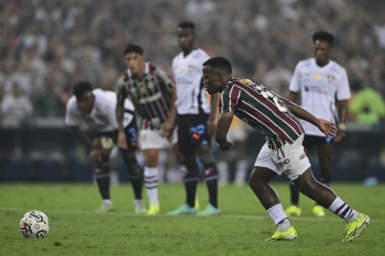 Esta vez no pudo ser: La Liga de Quito de Alex Arce pierde la Recopa ante Fluminense